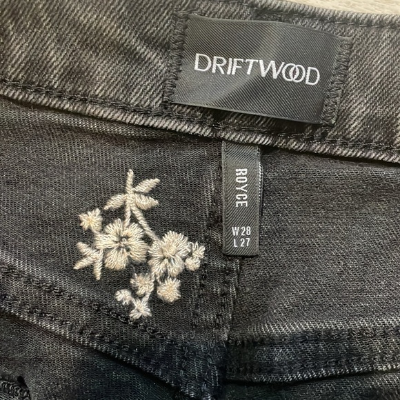 Driftwood Royce floral embroidered straight leg loose fit bohemian Jeans - Picture 4 of 9